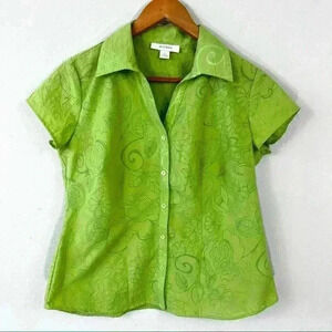 Dress Barn green collared short sleeve shirt